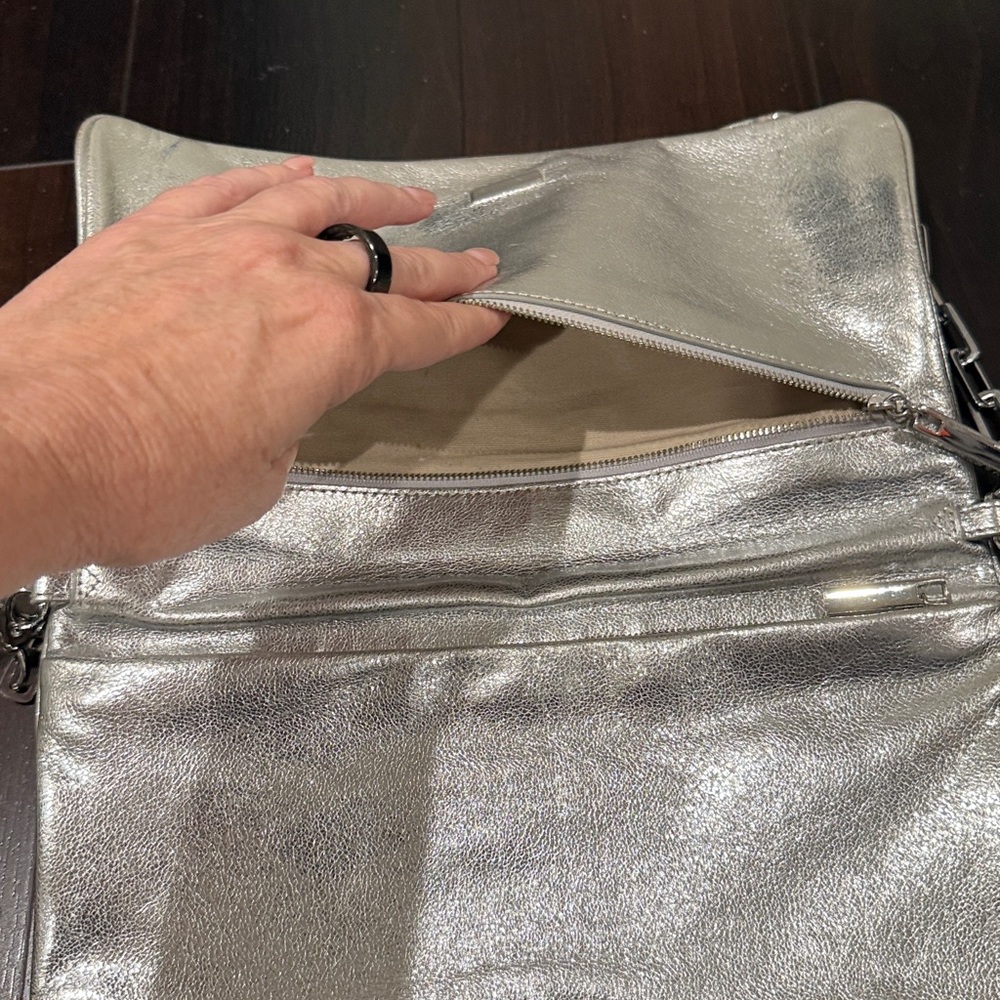 Tory Burch Silver Shoulder Bag - Picture 4 of 6